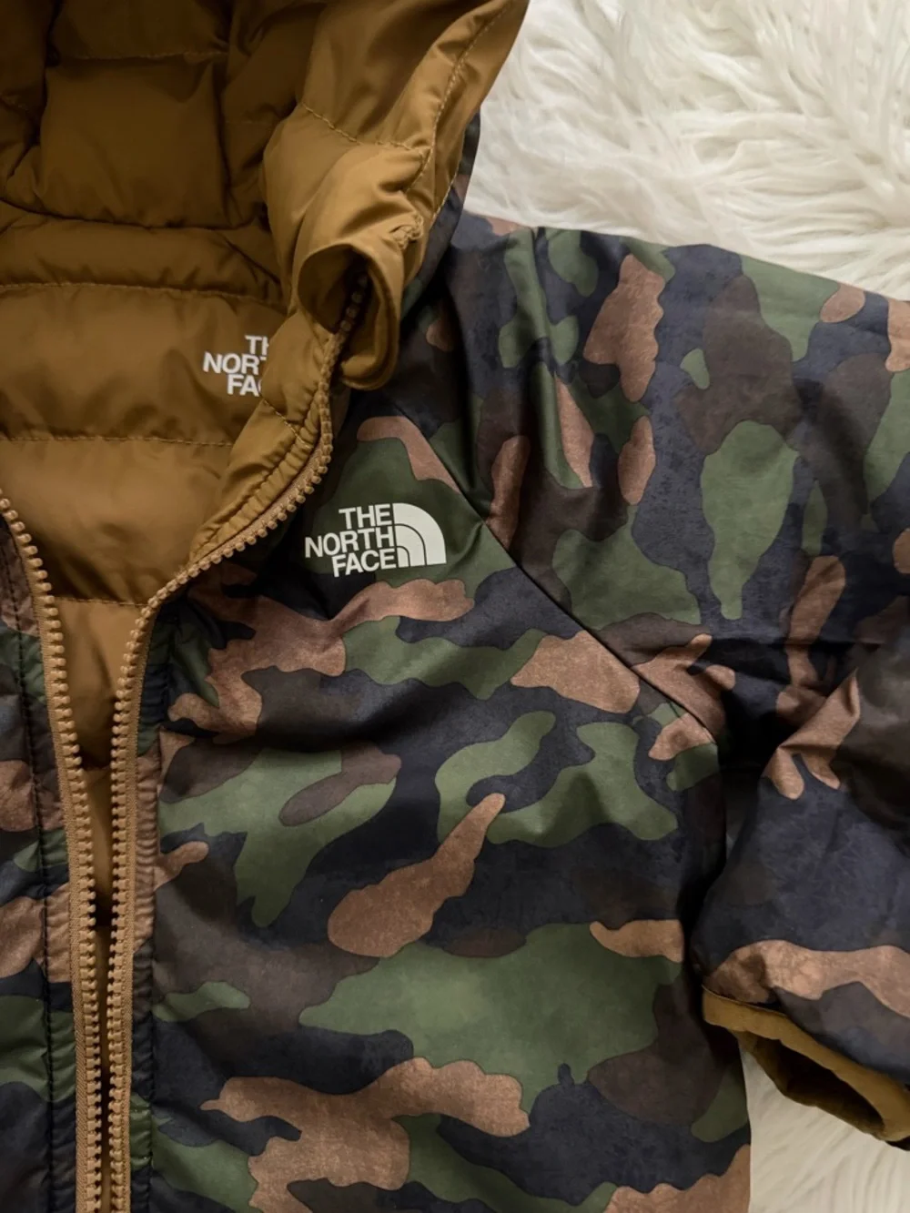The North Face KIDS' REVERSIBLE PERRITO HOODED JACKET 4T